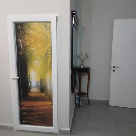 Frederik Qerret Apartmán